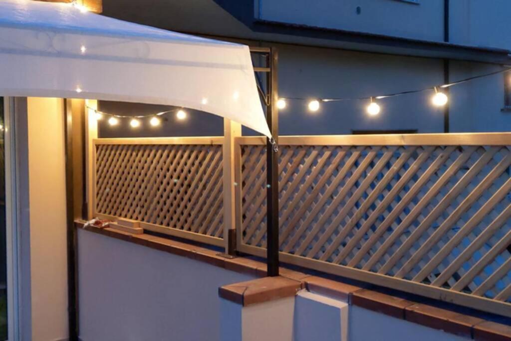 Appartamento Fronte Mare Con Parcheggio Privato Pescara Exterior photo