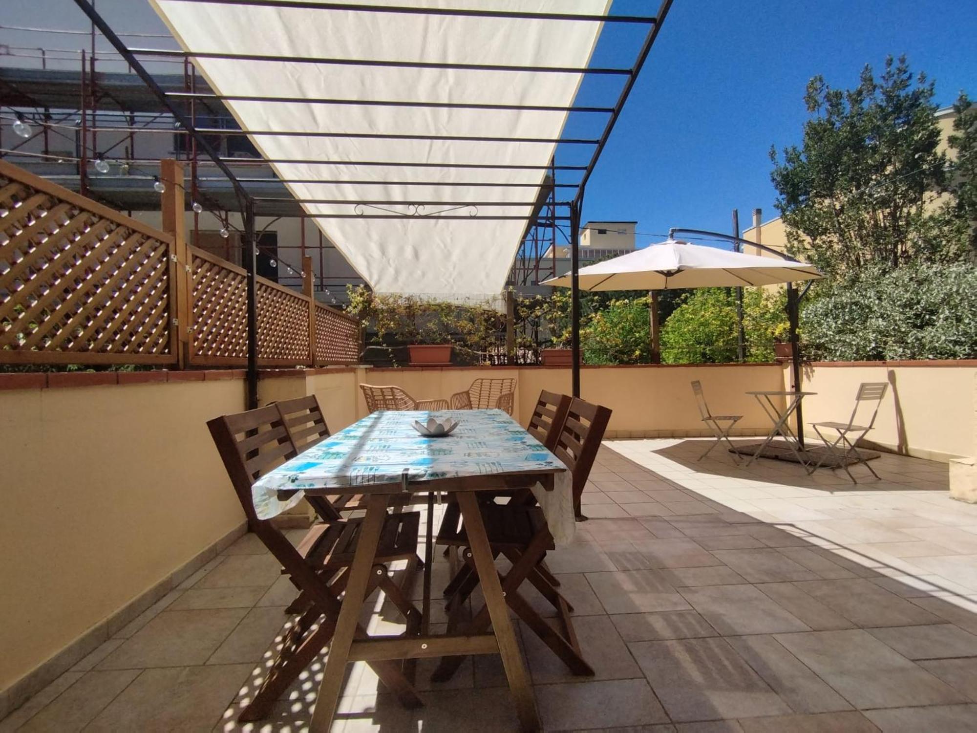 Appartamento Fronte Mare Con Parcheggio Privato Pescara Exterior photo